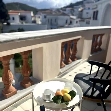 別荘 Kythnos Heritage-doctor's Dhriopís